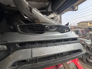 Kia Sportage 2012,2013,2014 Front Cut and Doors