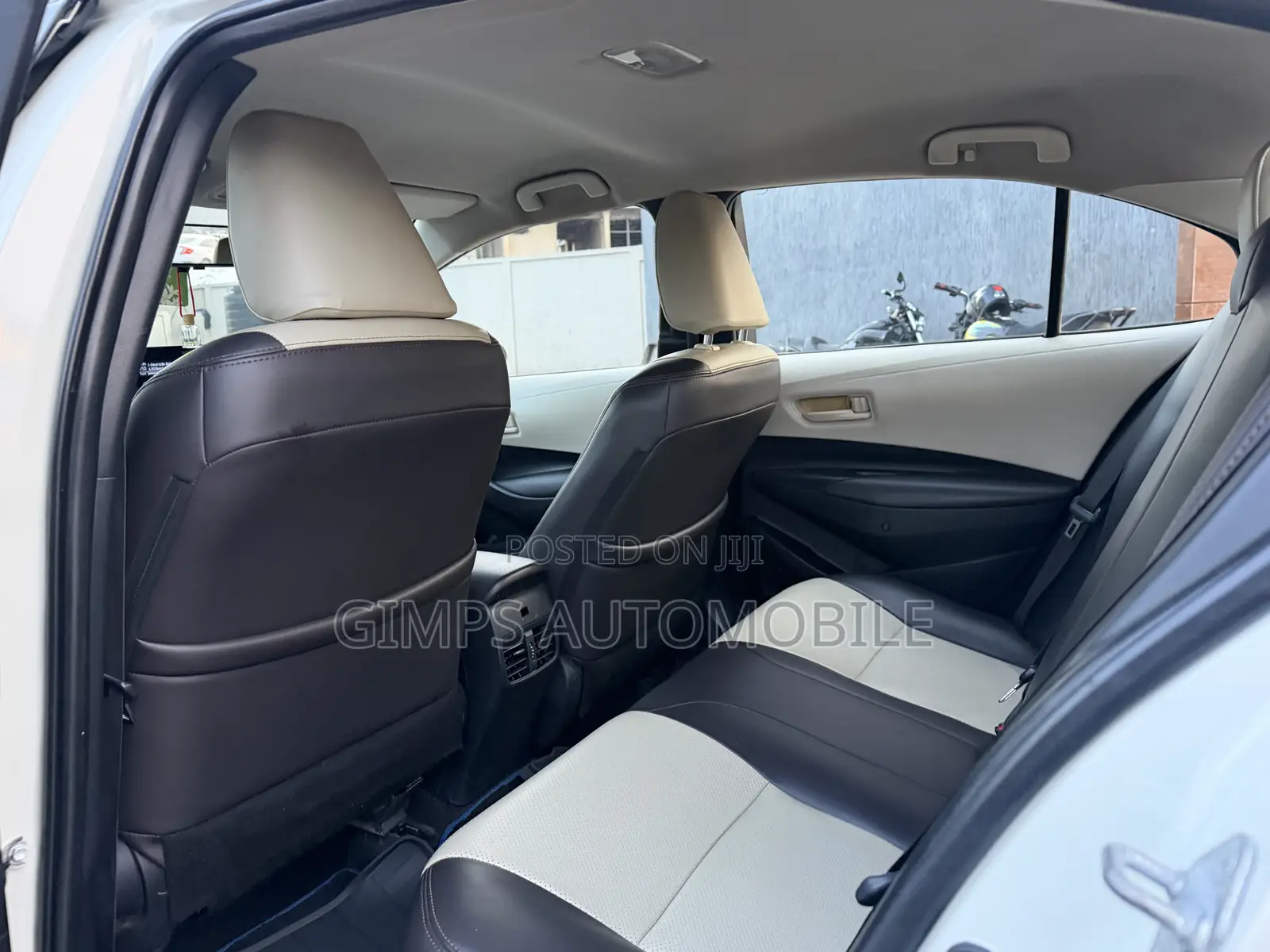 Toyota Corolla 2020 White