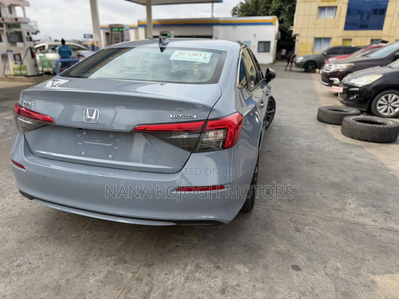 Honda Civic Touring CVT 2024 Gray