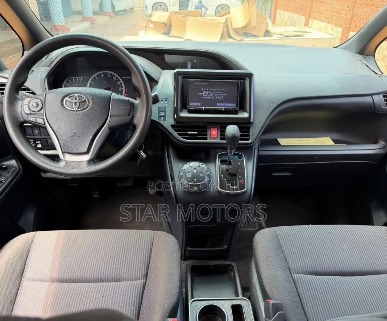 Toyota Voxy 2016 White