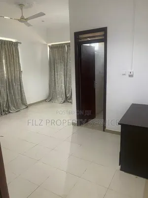 3bdrm Apartment in American House for rent