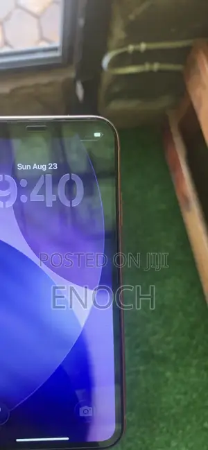 Apple iPhone 11 64 GB Purple