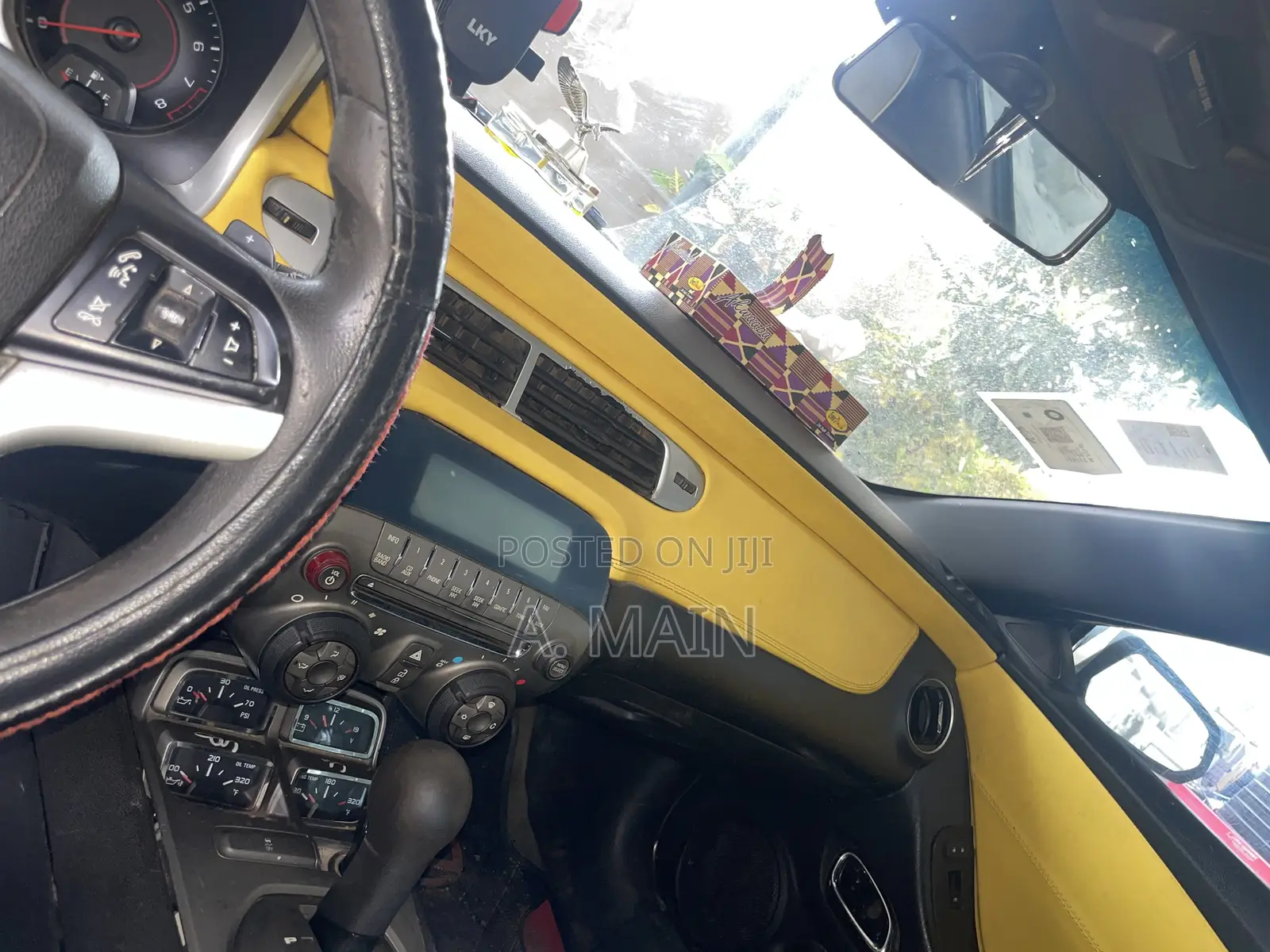 Chevrolet Camaro 2019 White