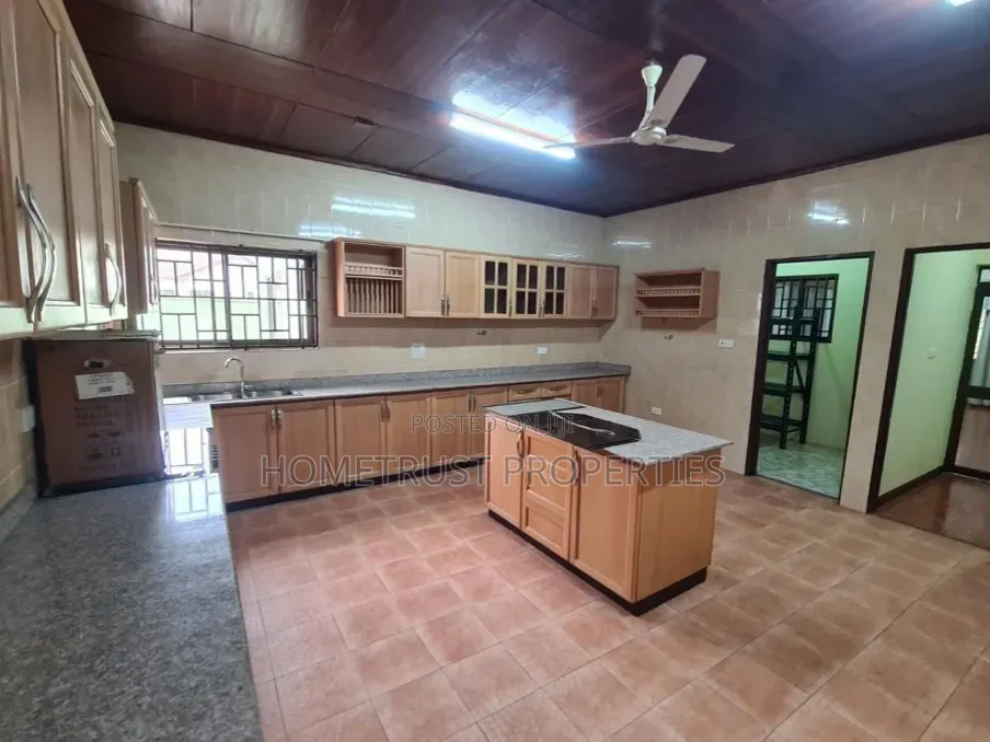 4bdrm House in North Legon for rent