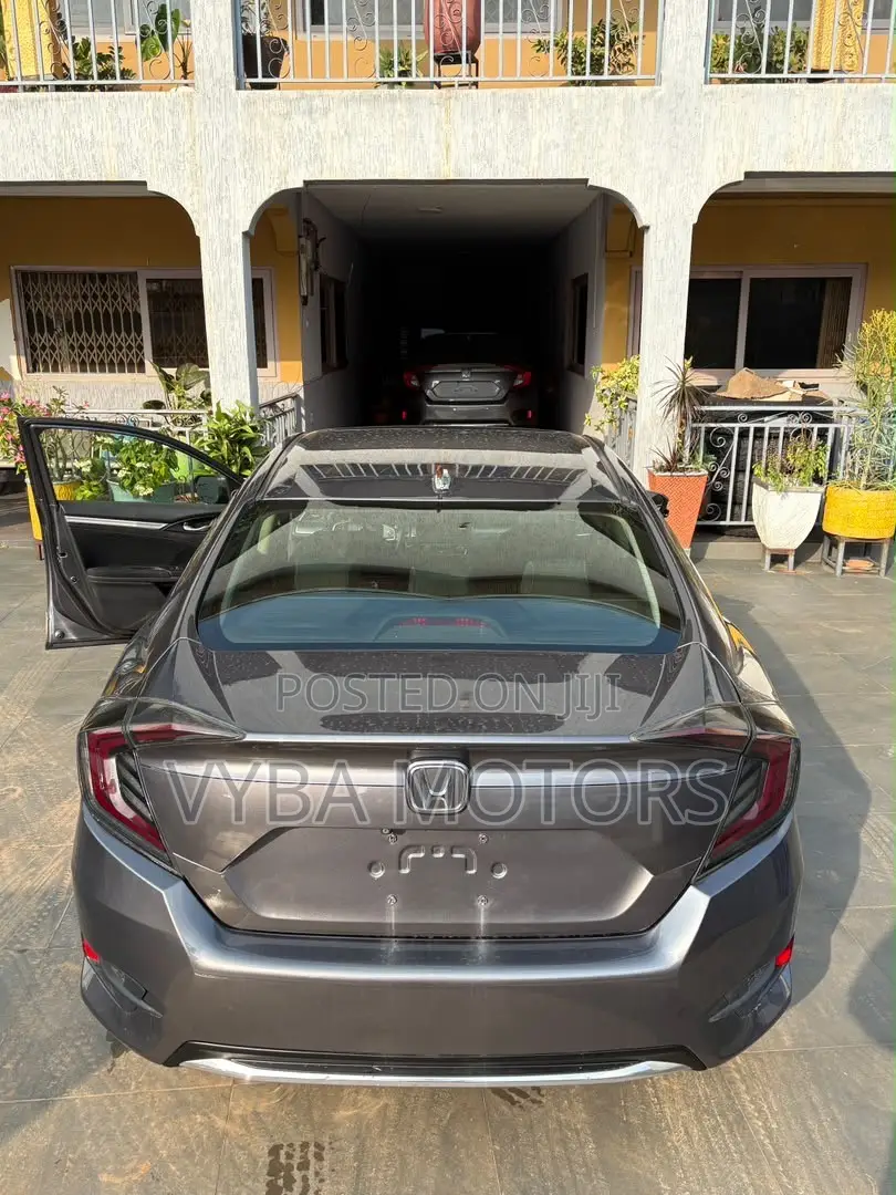 Honda Civic EX-T Sedan 2018 Gray