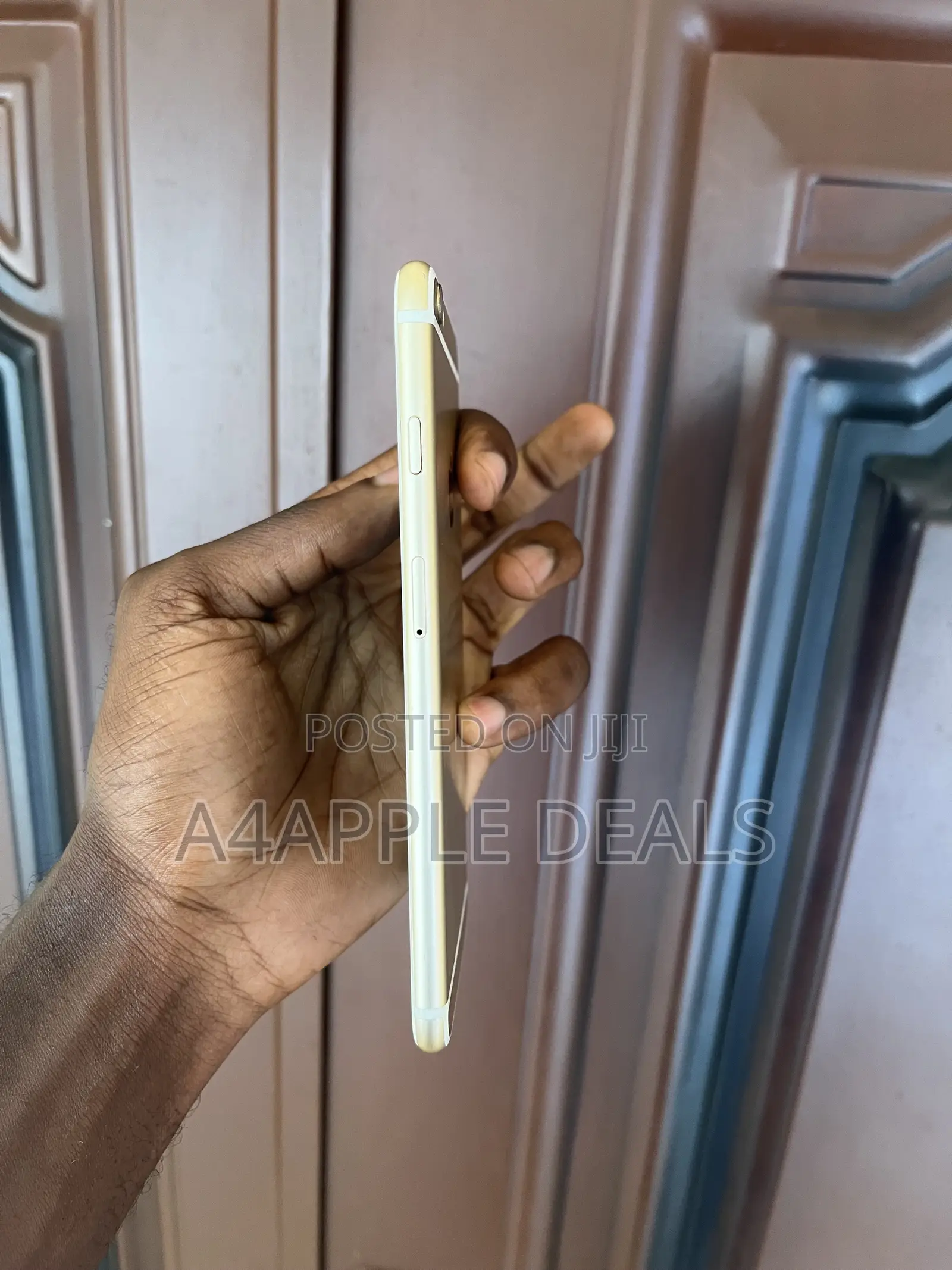 Apple iPhone 6s Plus 64 GB Gold