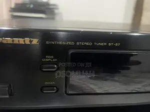 Marantz Tuner. Amplifier