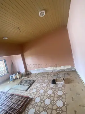 2bdrm Apartment in Madina Ogbojo, Social Welfare for rent