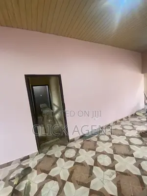2bdrm Apartment in Madina Ogbojo, Social Welfare for rent