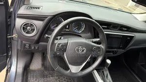 Toyota Corolla 2018 Black