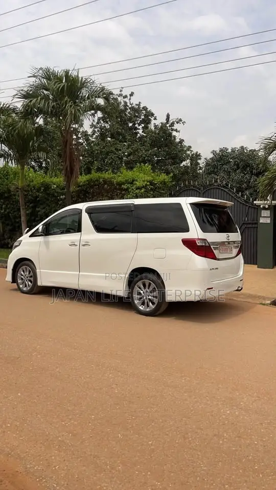 Toyota Alphard 2012 White