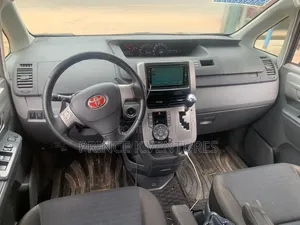 Toyota Voxy V 2WD 8-Seater 2013 Black