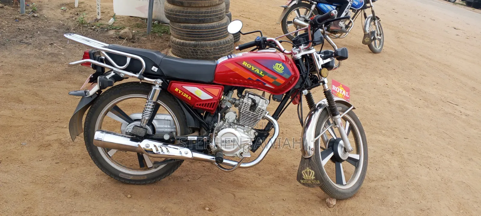 New Royal RY125 2026 Red