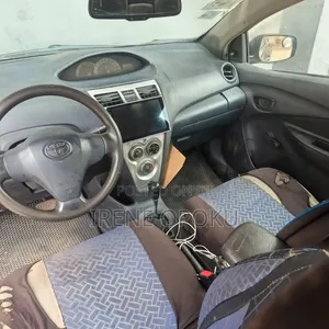 Toyota Yaris 2009 Black