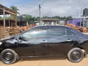 Toyota Yaris 2009 Black