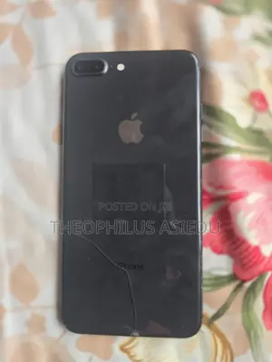 Apple iPhone 8 Plus 64 GB Black