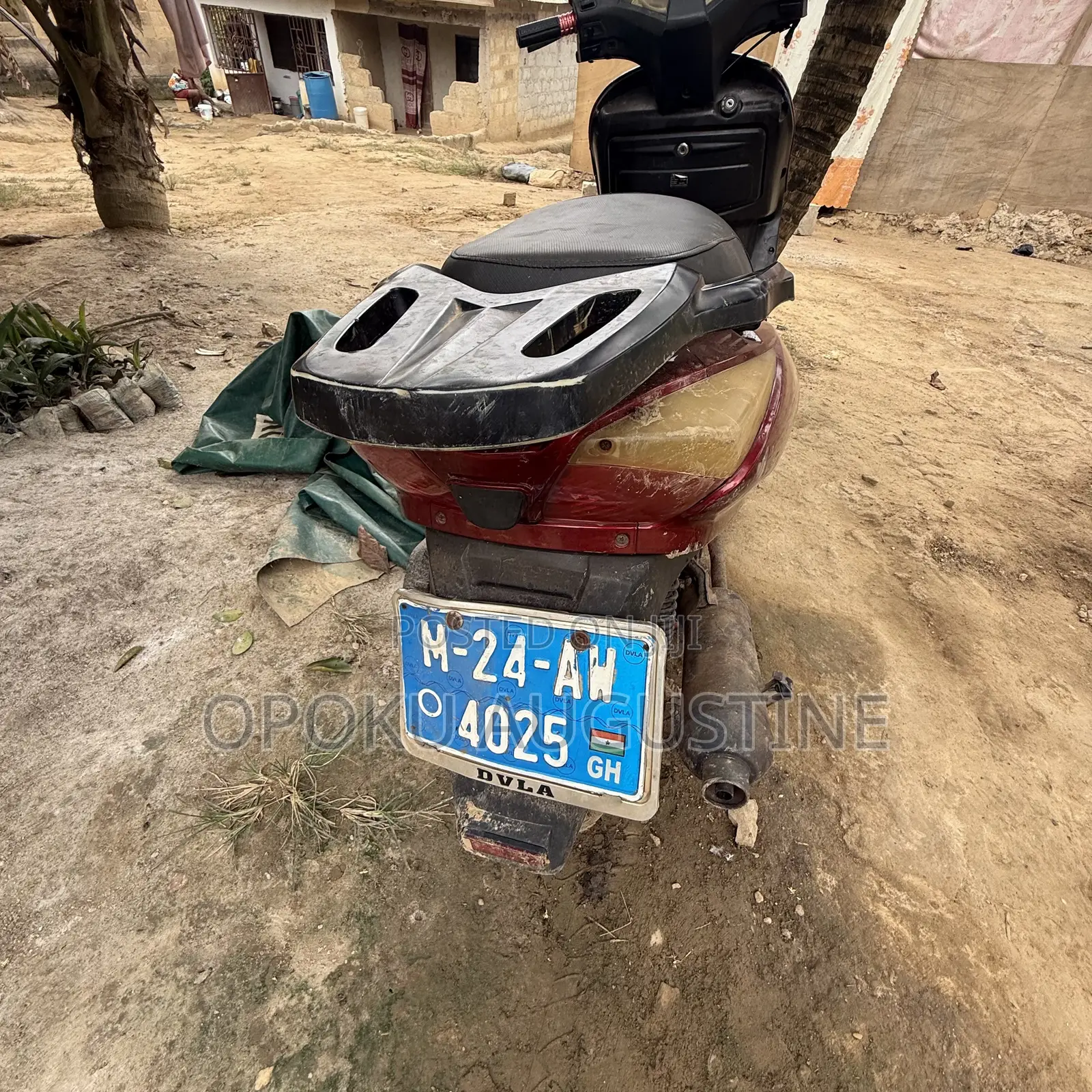 Motorcycle 2023 Red