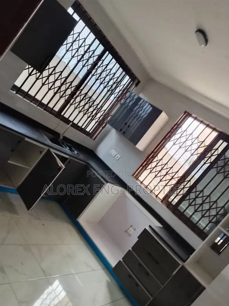 3bdrm House in Oyarifa, Ghana Flag for rent