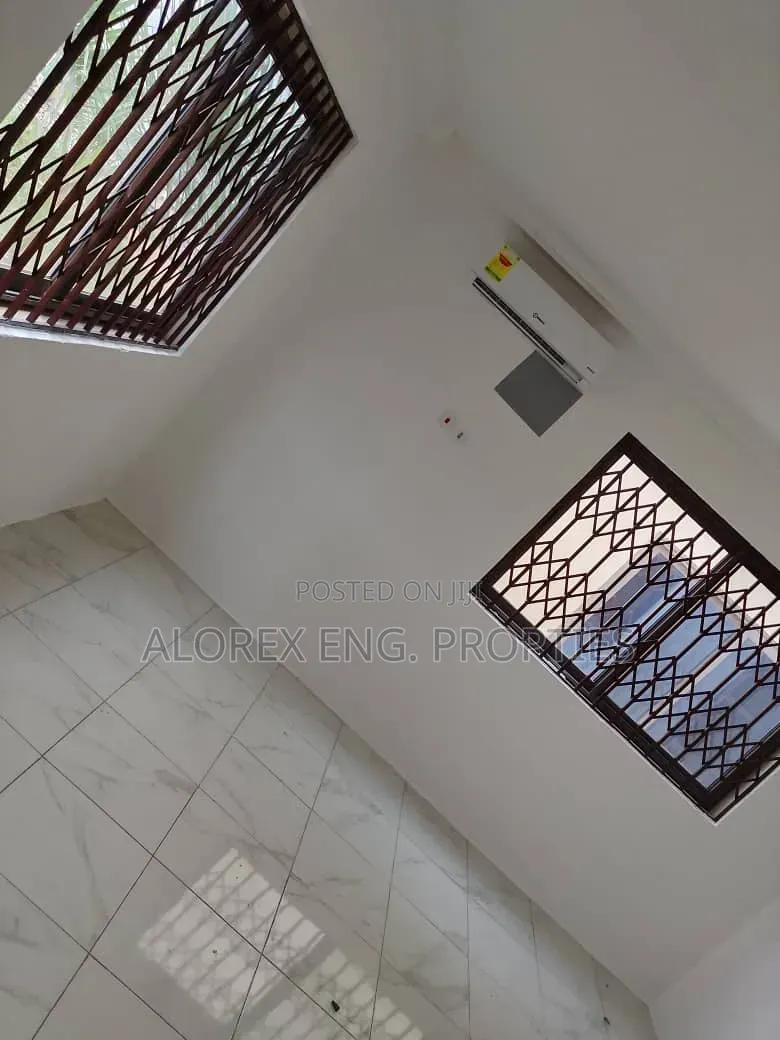 3bdrm House in Oyarifa, Ghana Flag for rent