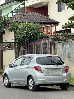 Toyota Vitz 2016 Gray