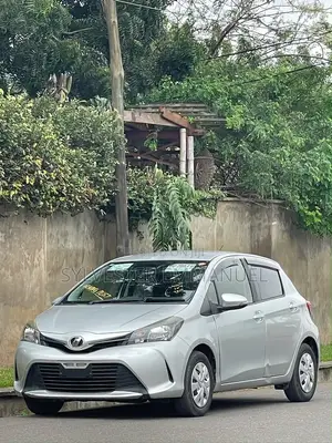 Toyota Vitz 2016 Gray