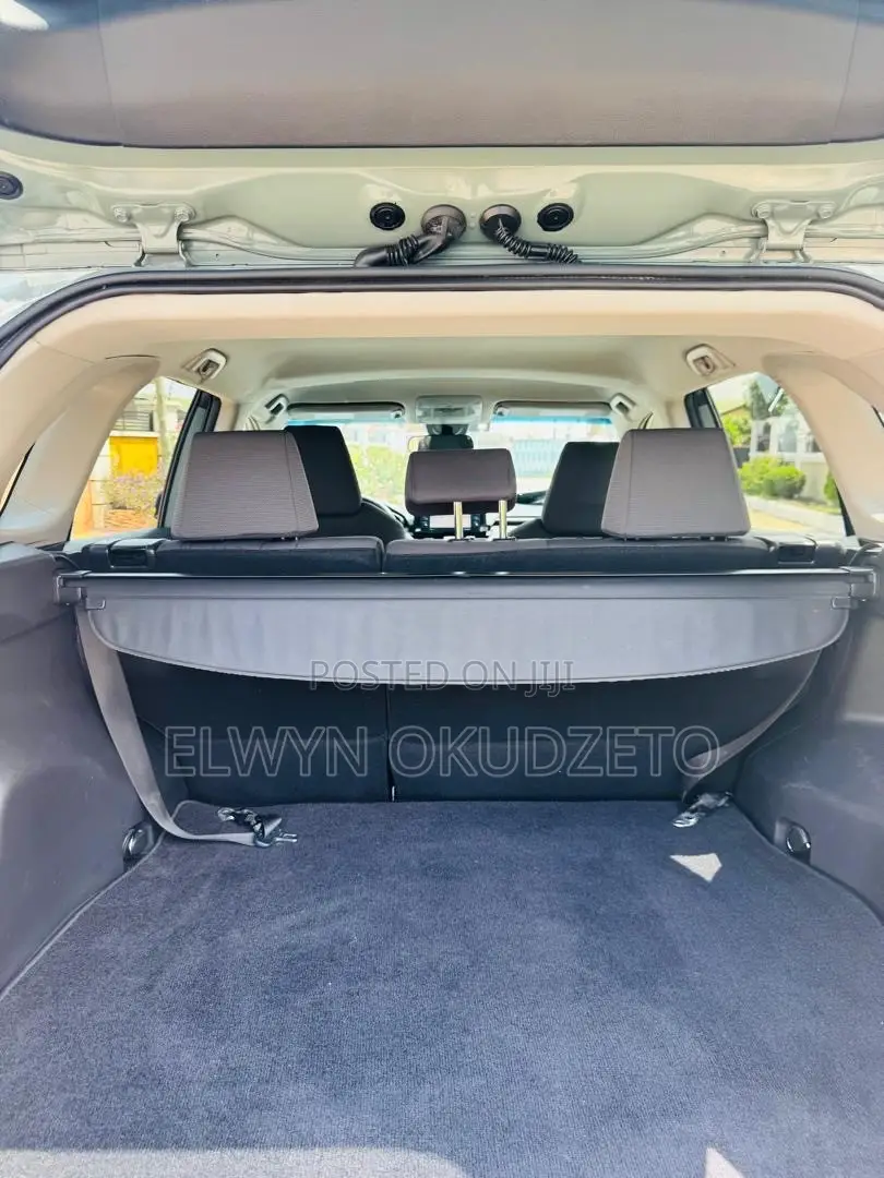 Toyota RAV4 XLE 2021 Green