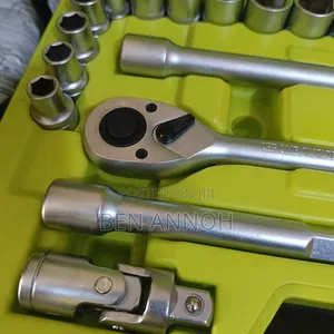 25 PCS Socket Set