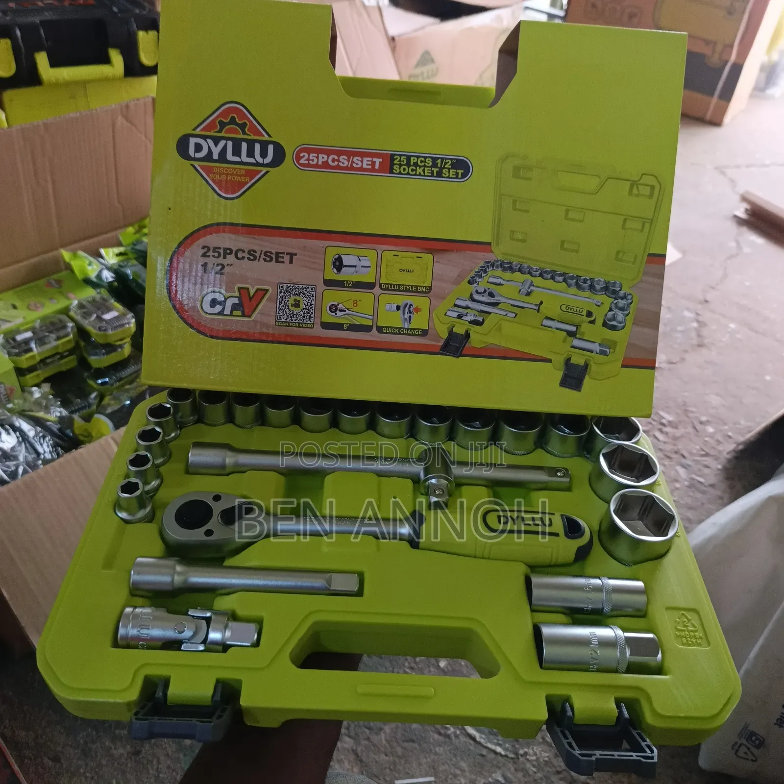 25 PCS Socket Set