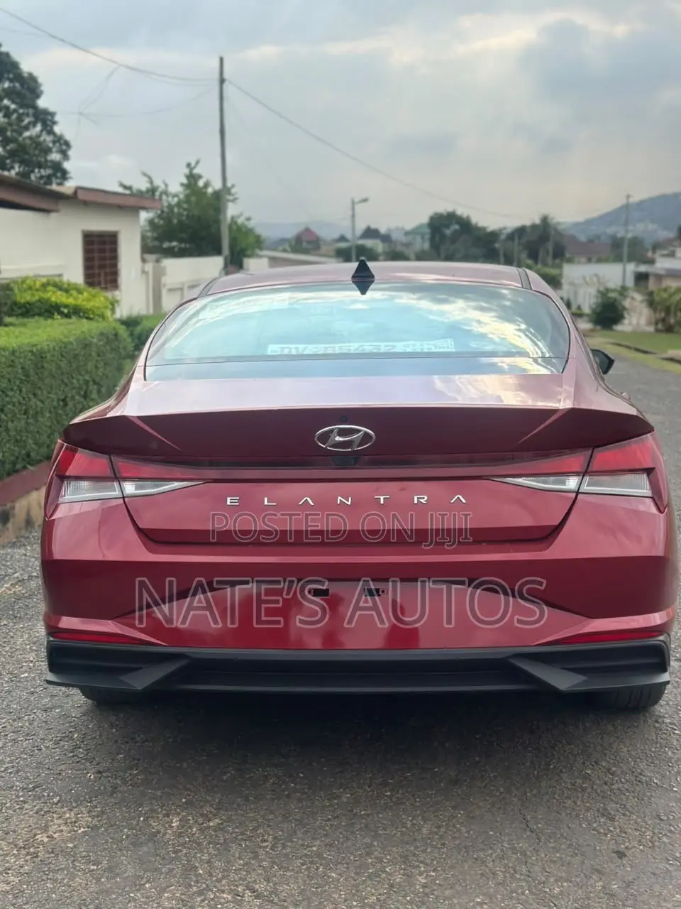 Hyundai Elantra SE 2021 Red