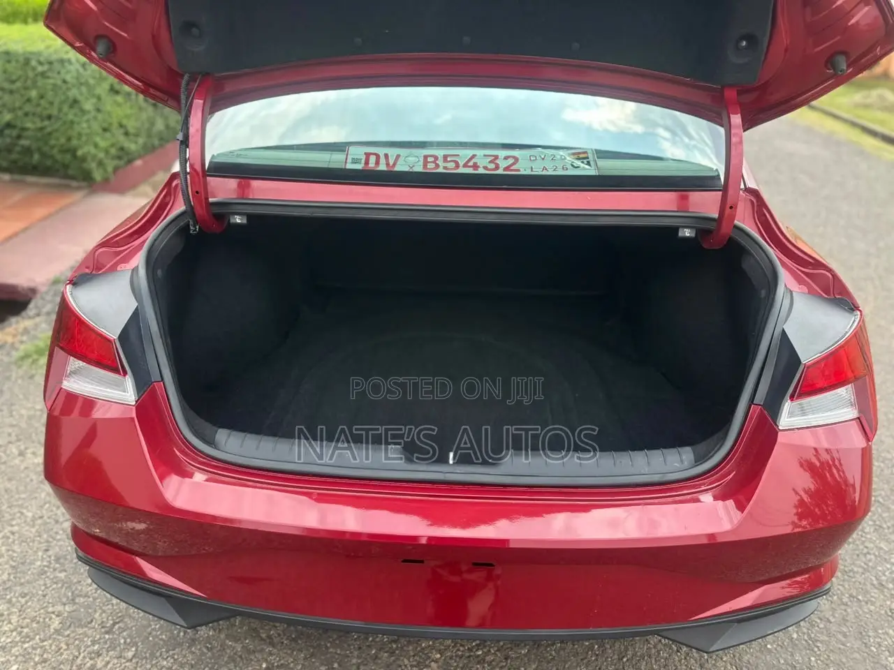 Hyundai Elantra SE 2021 Red
