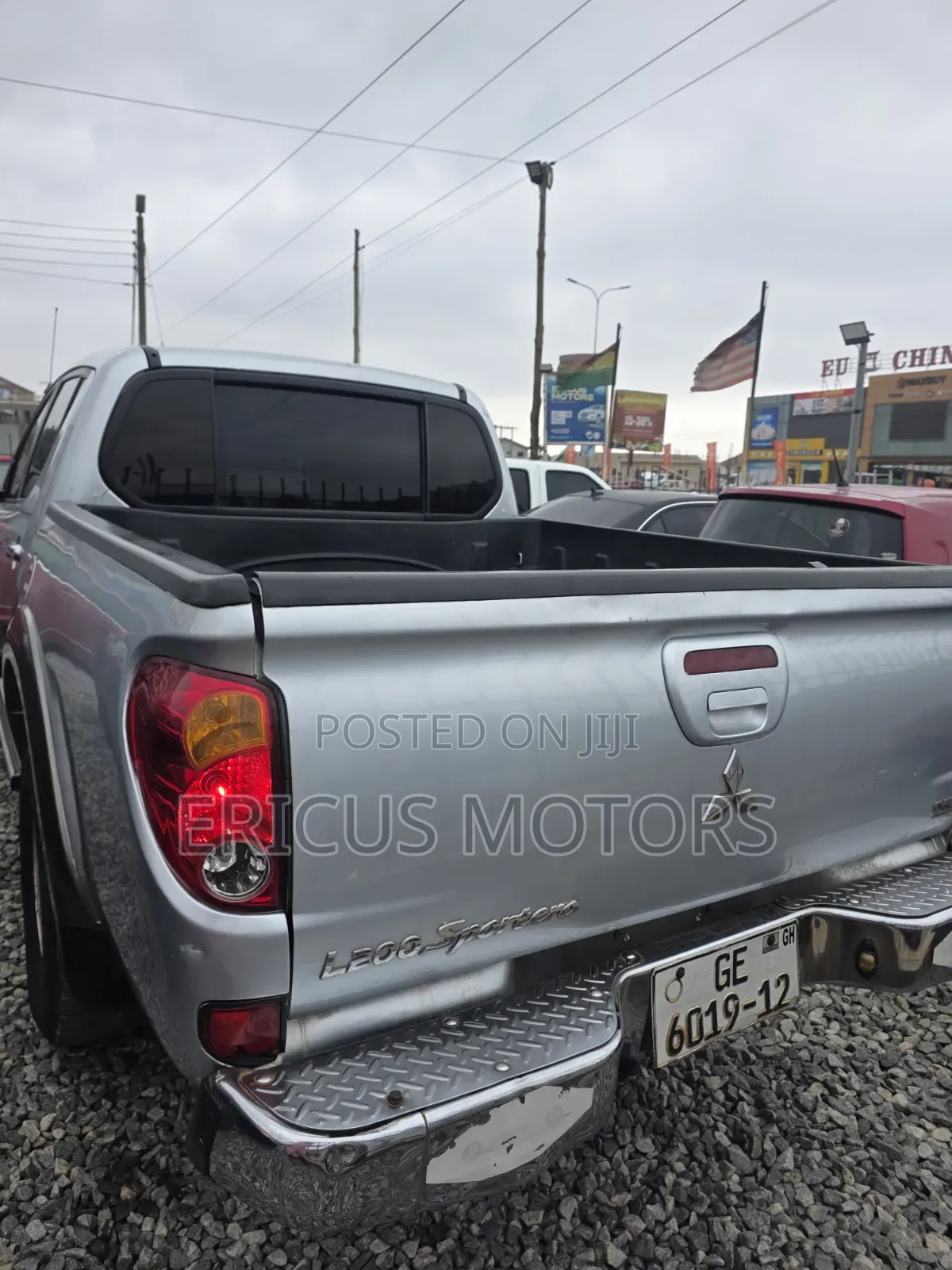 Mitsubishi L200 2012 Silver