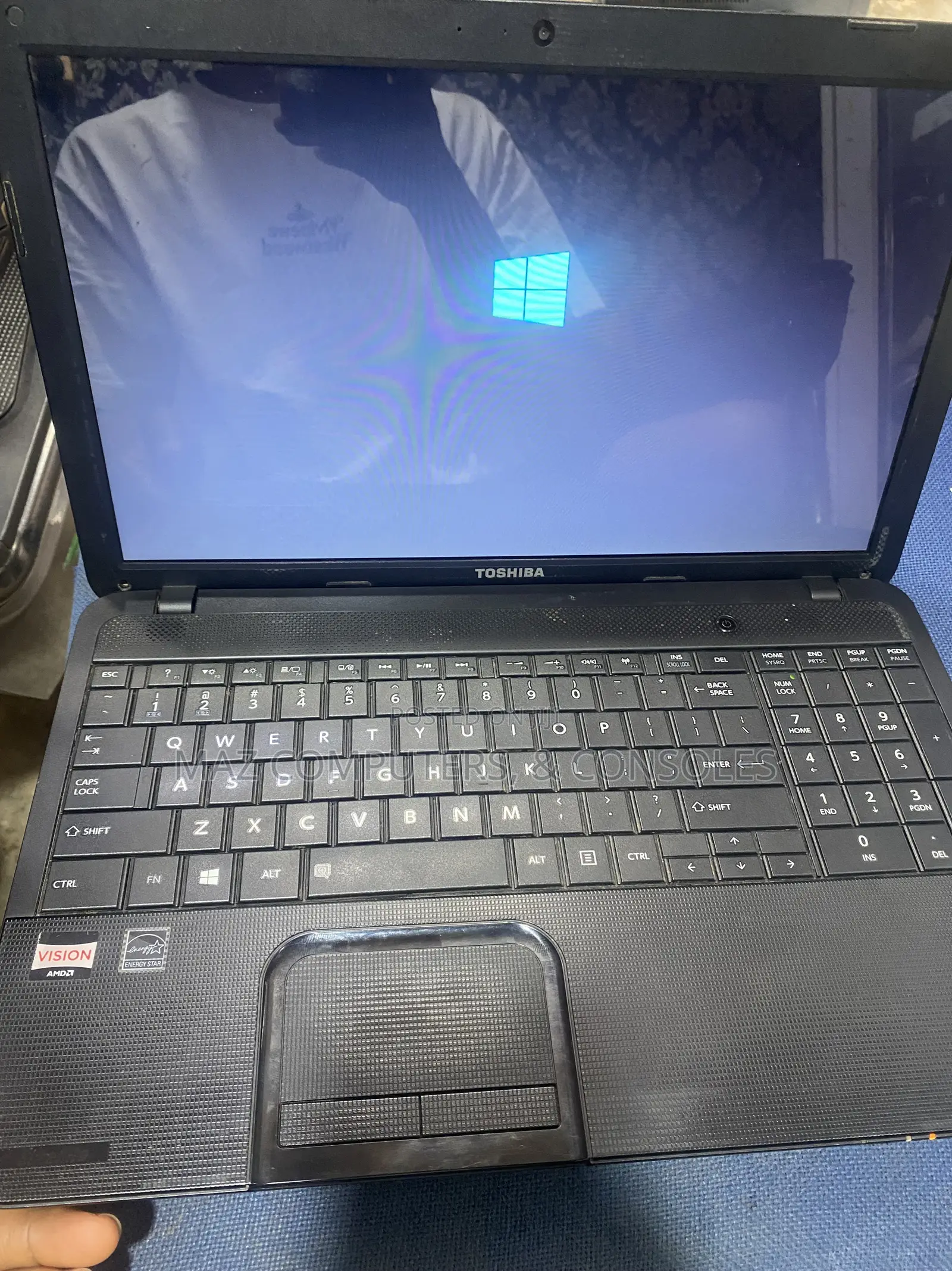 Laptop Toshiba Satellite C855 4GB AMD HDD 500GB