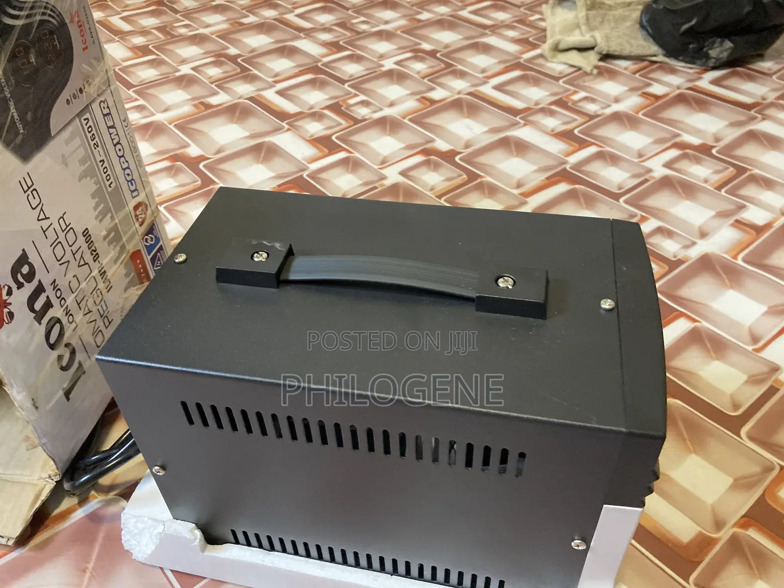 Icona Stabilizer 2000VA