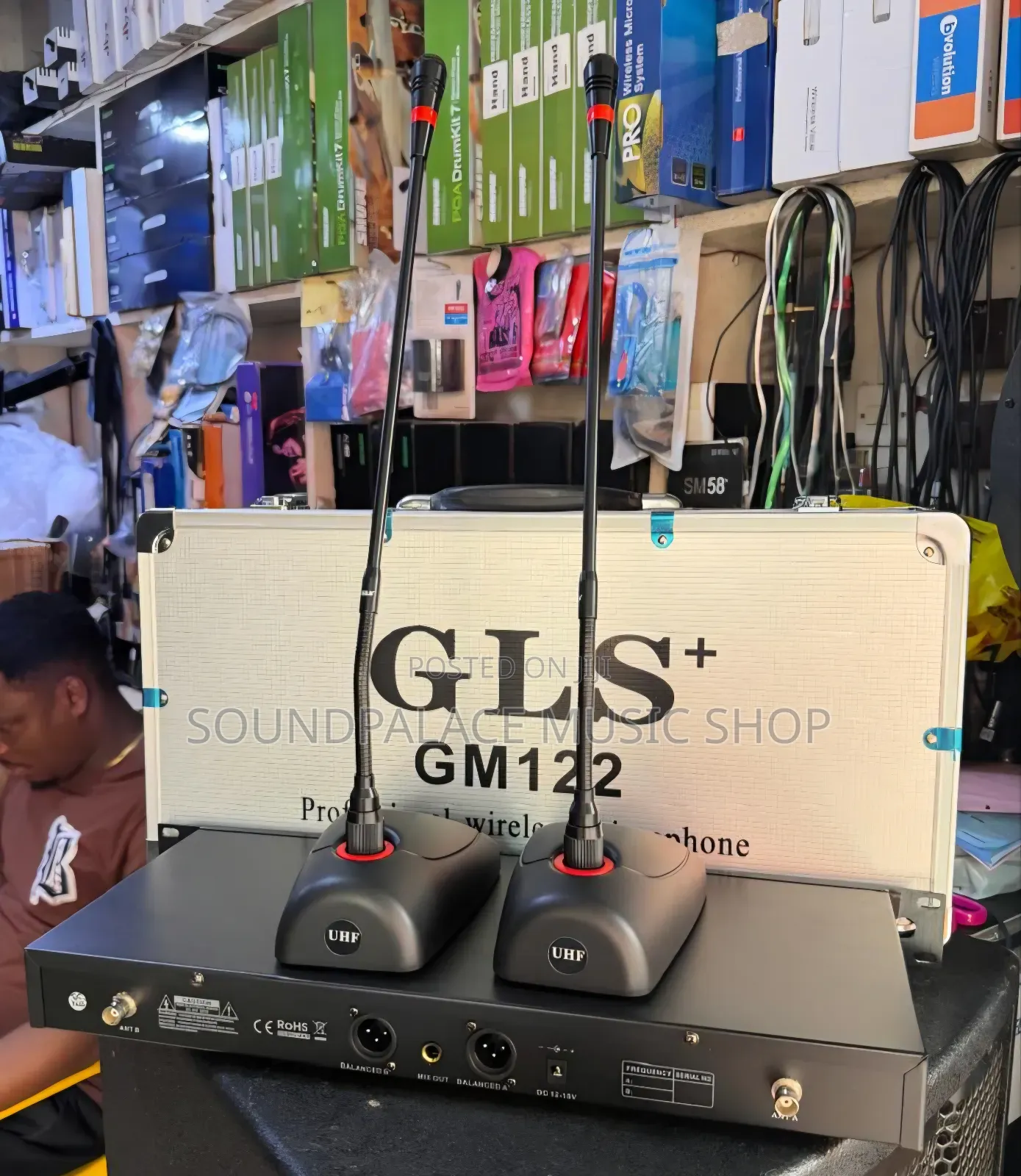GLS GM122 2-in-1 UHF Wireless Conference Microphone