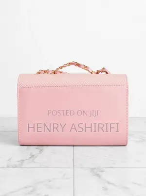 Original Pink B Designer Shoulder Bag - Chain Strap