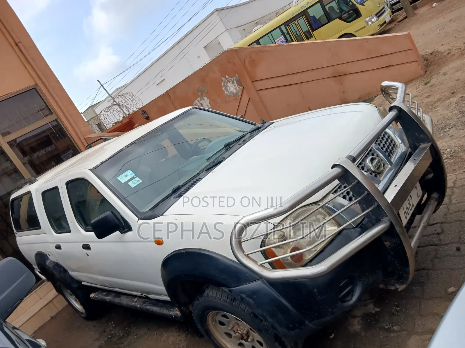Nissan Hardbody 2008 White