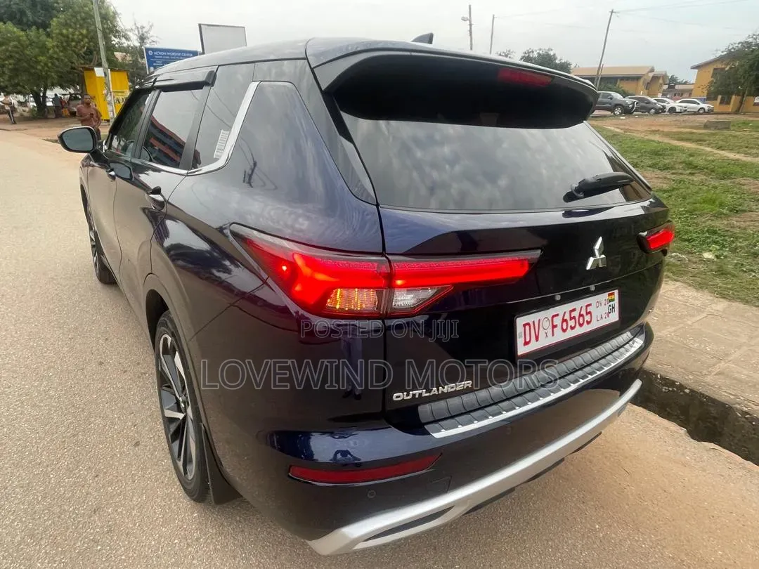 Mitsubishi Outlander 2024 Black