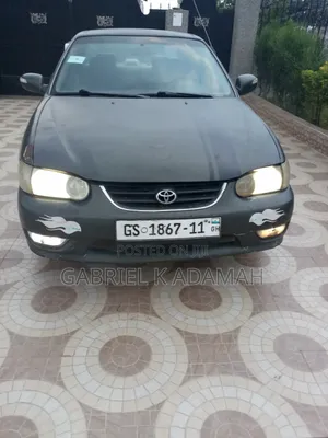 Toyota Corolla 2000 Green