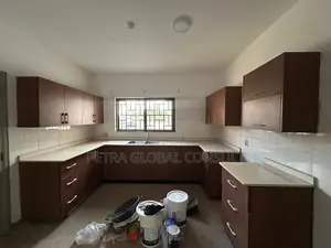 Kitchen Design and Construction