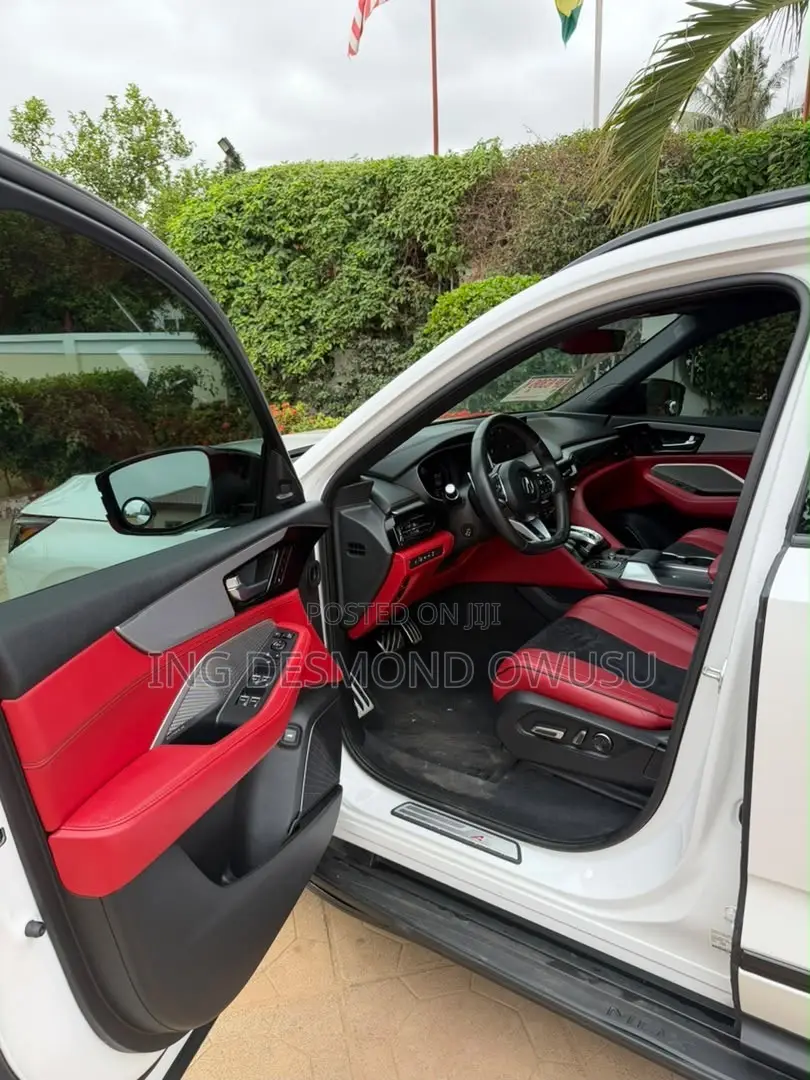 Acura MDX w/A-Spec Package 2023 White