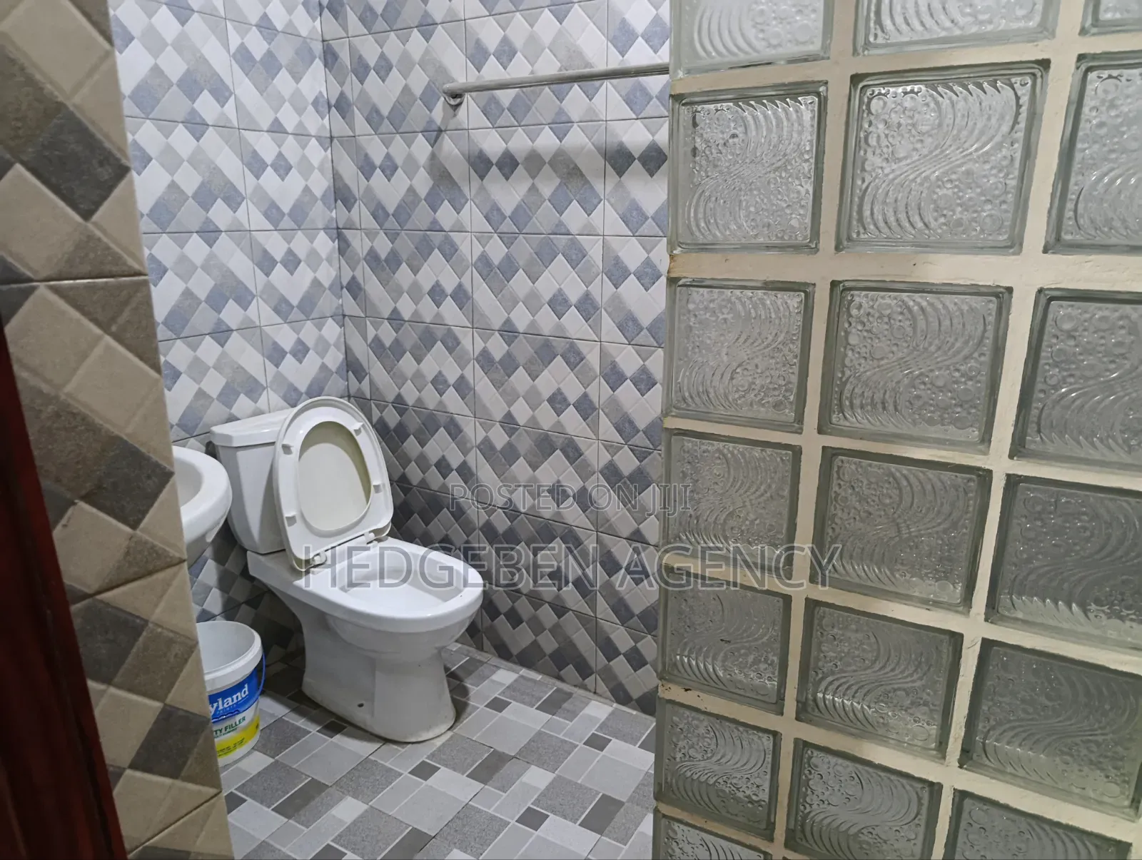2bdrm Apartment in Ghana Flag for rent