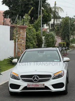 Mercedes-Benz C300 Base 4Matic Sedan AWD (2.0L 4cyl 7A) 2016 White