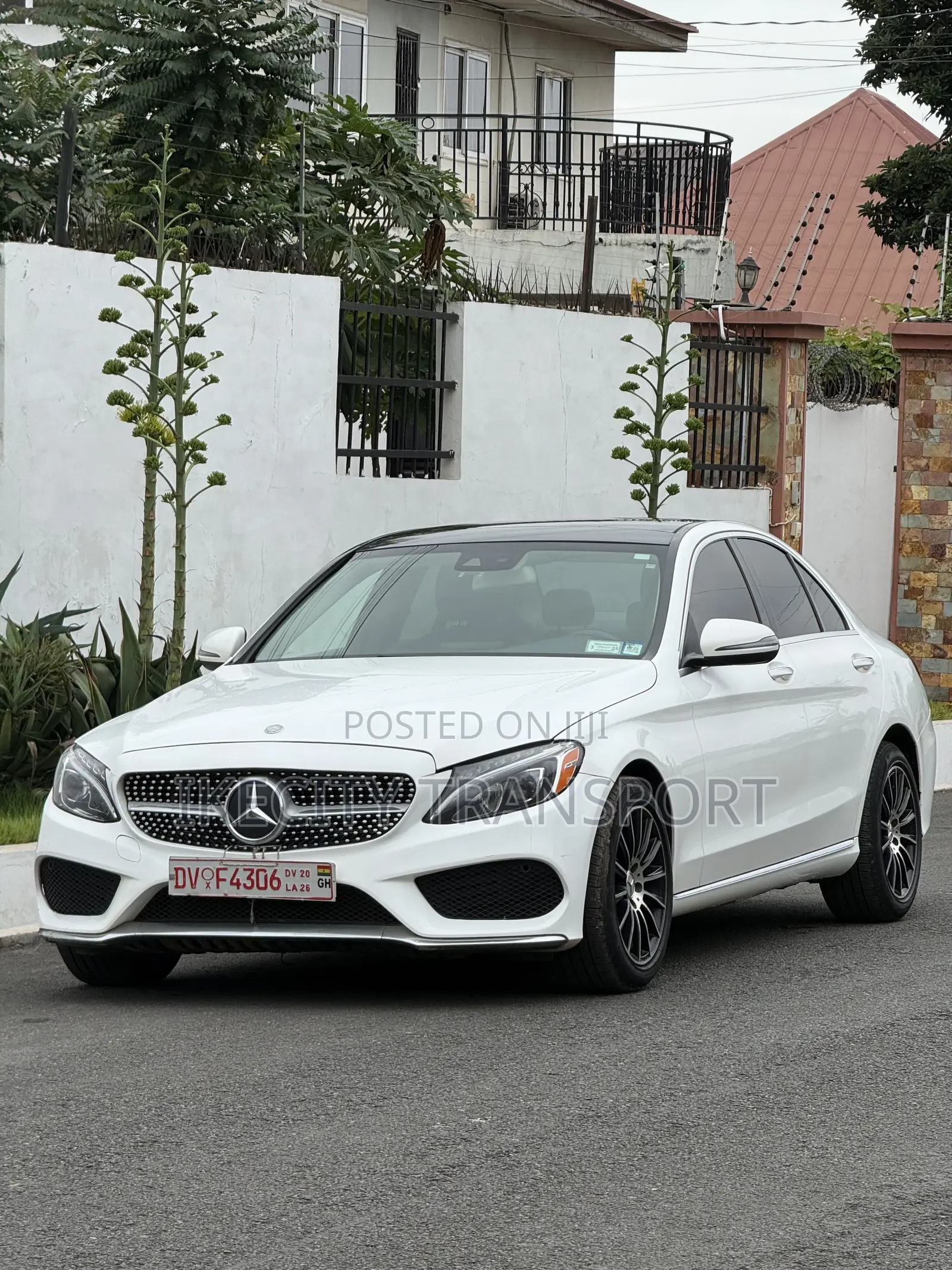 Mercedes-Benz C300 Base 4Matic Sedan AWD (2.0L 4cyl 7A) 2016 White