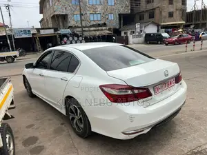 Honda Accord Sport 4dr Sedan FWD (2.4L 4cyl 2A) 2016 White