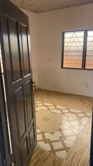 2bdrm House in Labadi for rent
