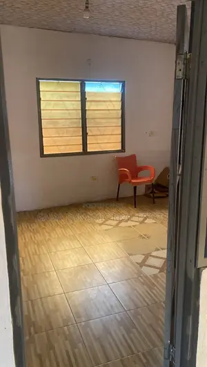2bdrm House in Labadi for rent