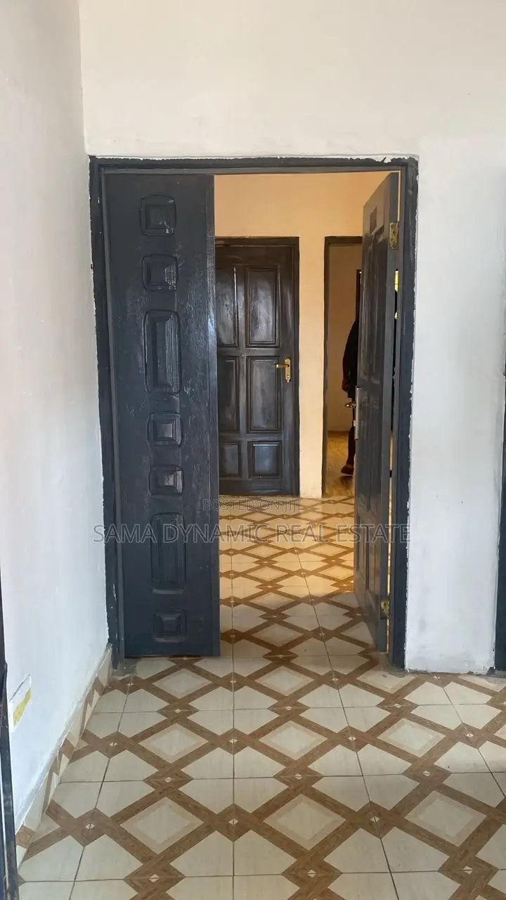 2bdrm House in Labadi for rent