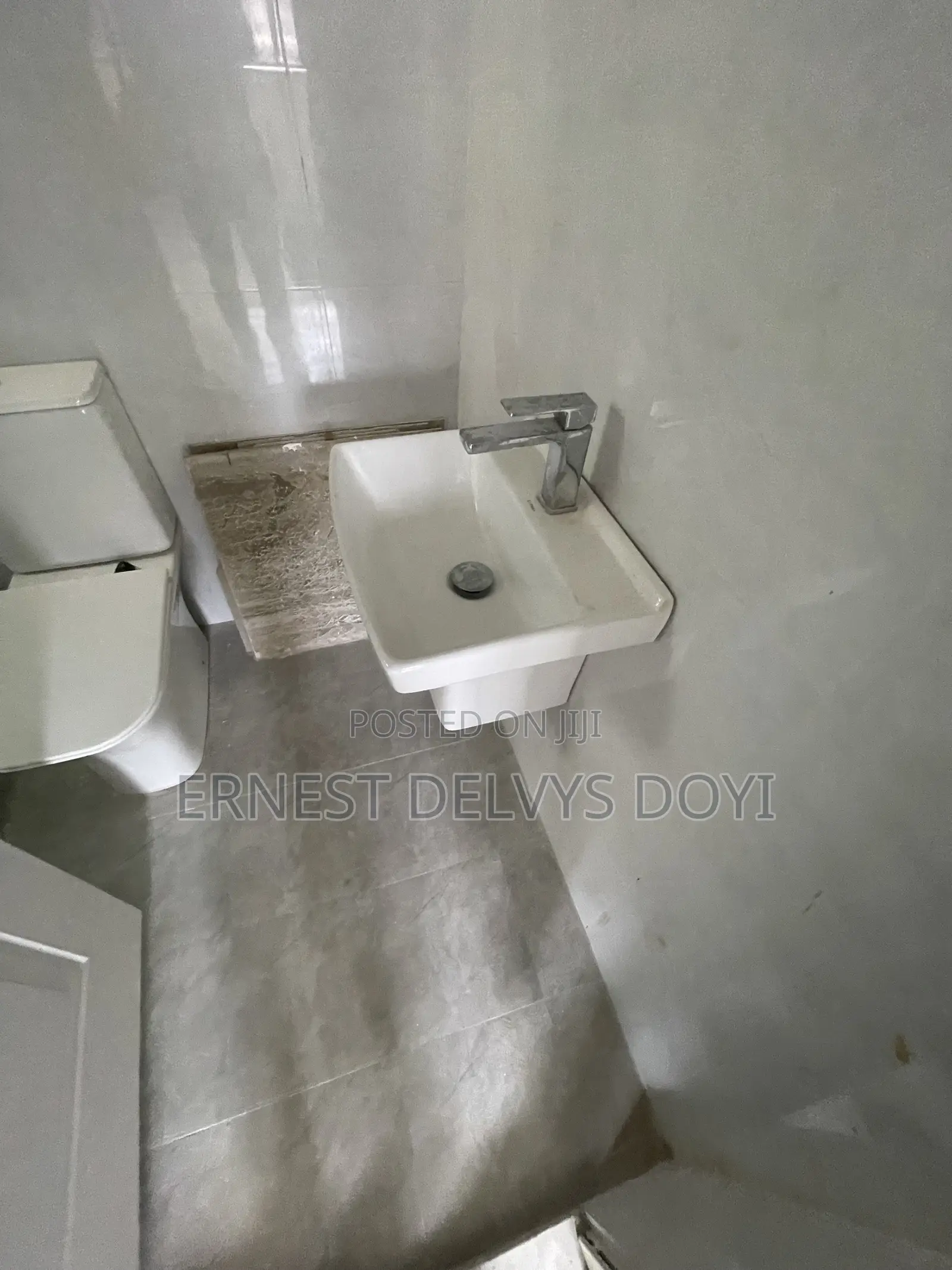 4bdrm House in Adentan, Barrier for sale