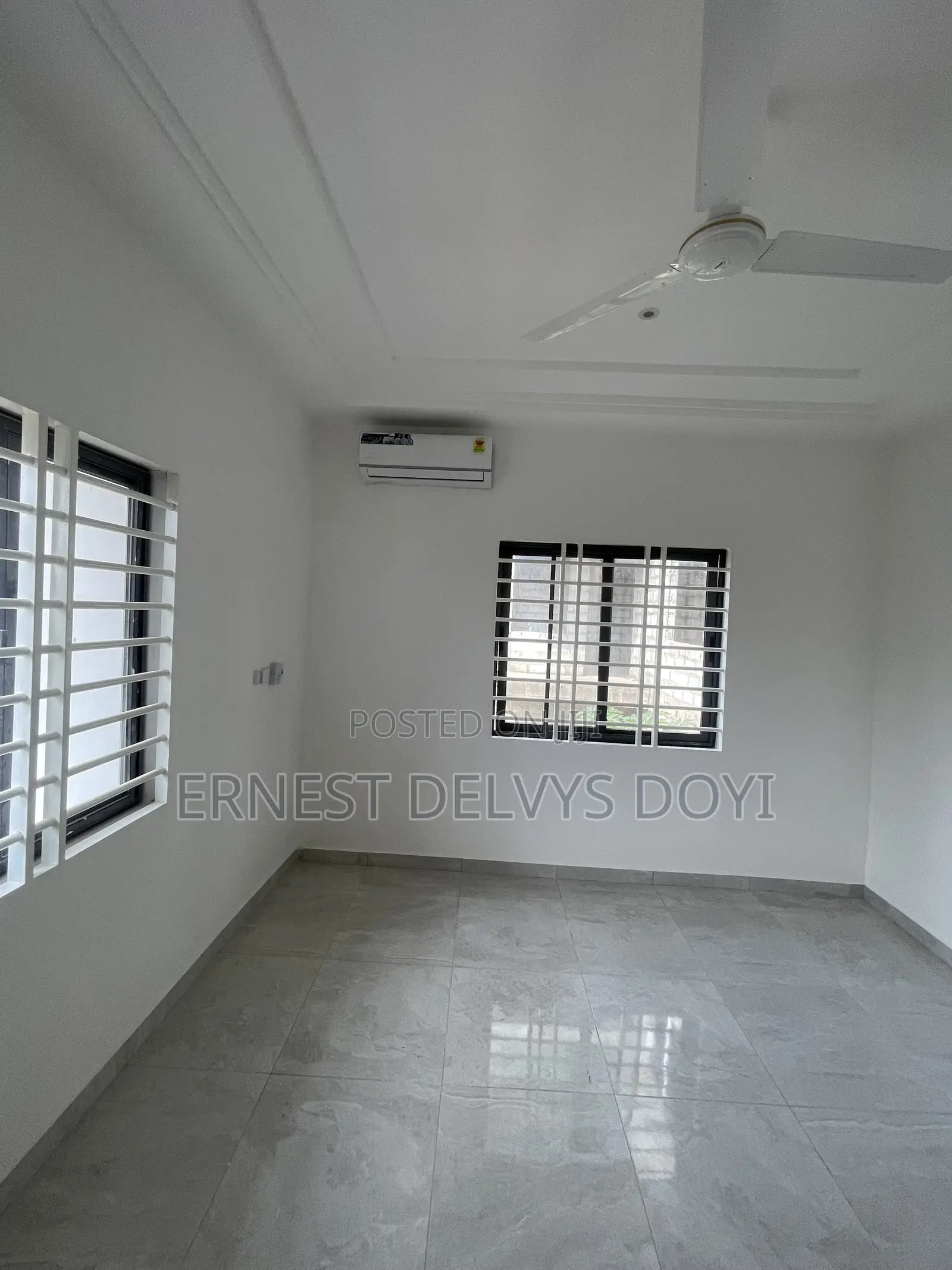 4bdrm House in Adentan, Barrier for sale