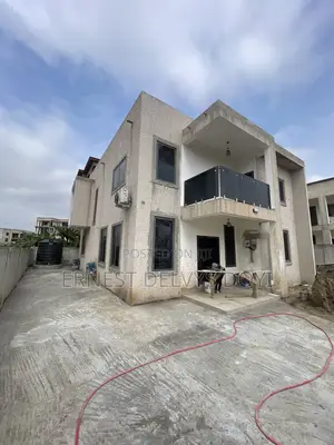 4bdrm House in Adentan, Barrier for sale